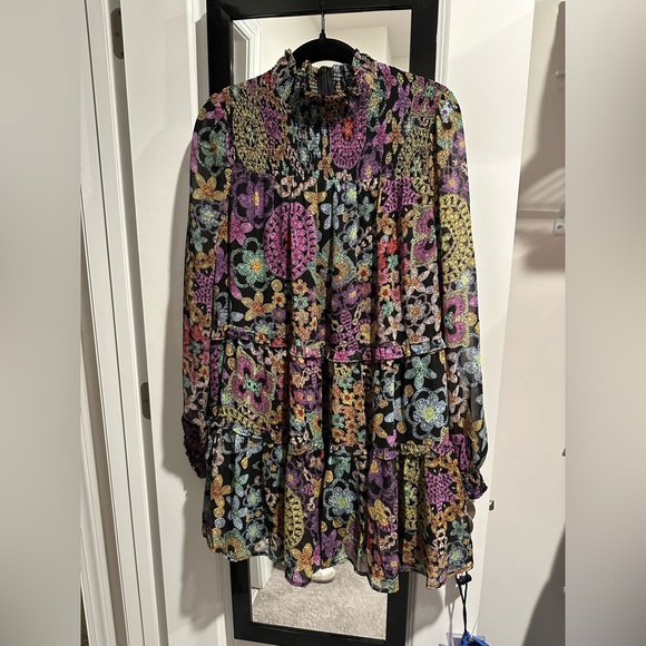 NWT Floral Tiered Dress - Medium - Picture 2 of 3